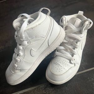 Kids Jordan 1 mid size 1